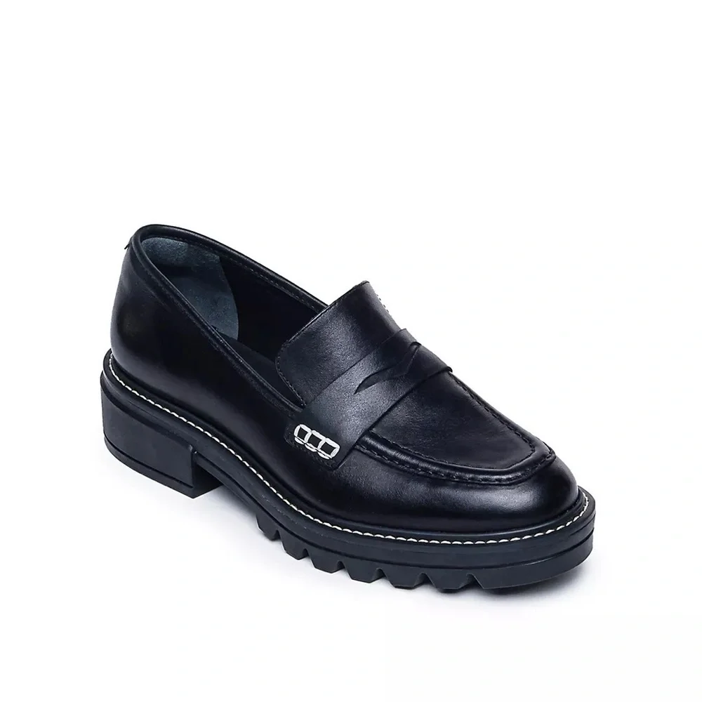 Bernardo Chandler Black Leather Loafers | Size US 8.5